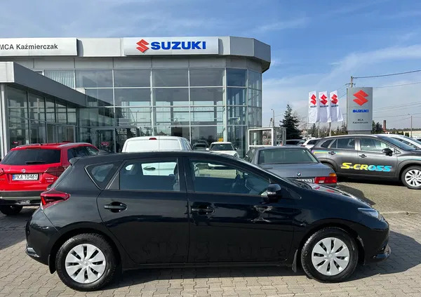 chociwel Toyota Auris cena 52900 przebieg: 49930, rok produkcji 2017 z Chociwel